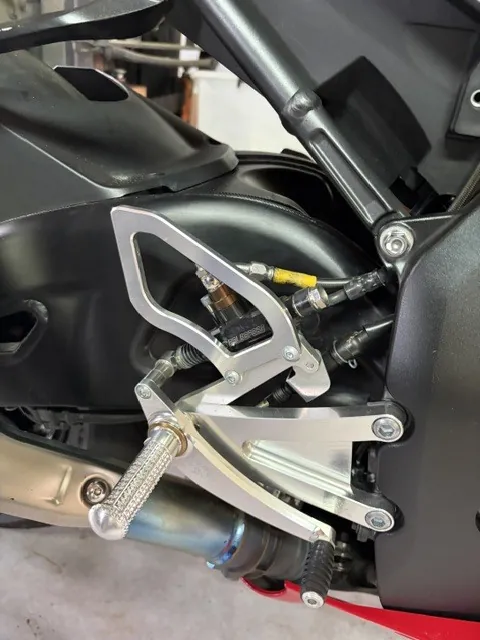 Honda CBR1000RR-R 2024, фото 8