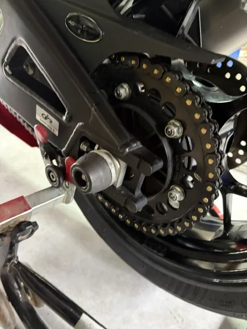 Honda CBR1000RR-R 2024, фото 9
