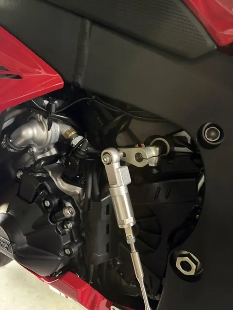 Honda CBR1000RR-R 2024, фото 10