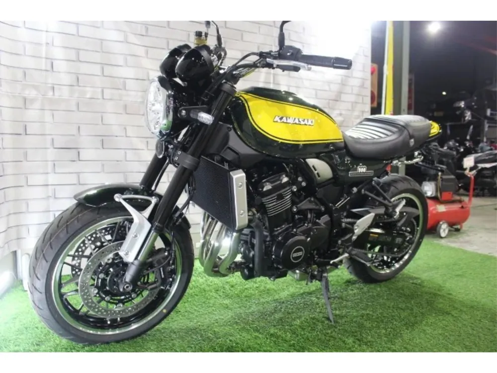 Kawasaki Z900RS 2024, зелёный, фото 2