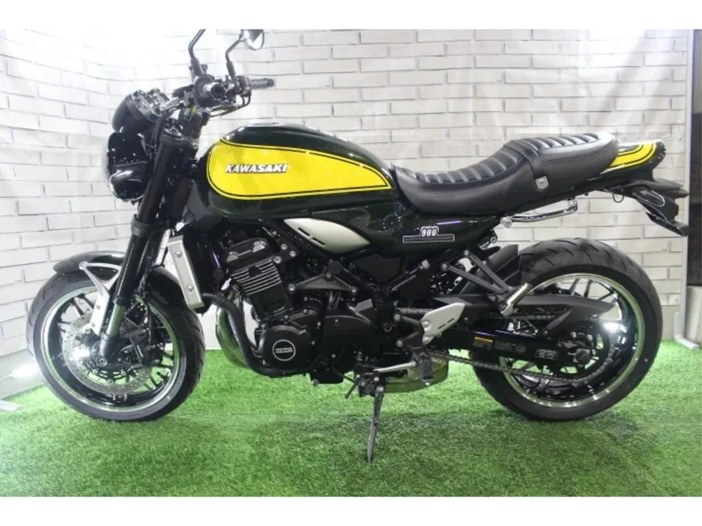 Kawasaki Z900RS 2024, зелёный, фото 4