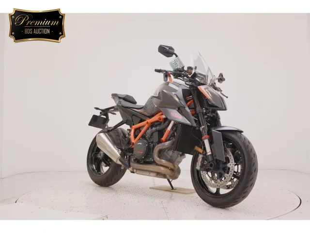 KTM 1290 Super Duke R 2020, чёрный, фото 3