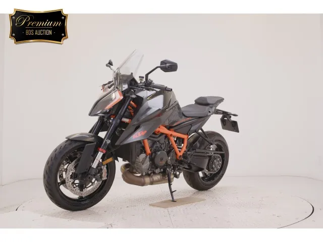 KTM 1290 Super Duke R 2020, чёрный, фото 4