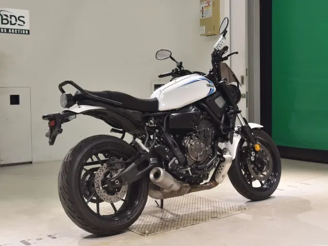 Yamaha Xsr700-2 2022, белый, фото 5