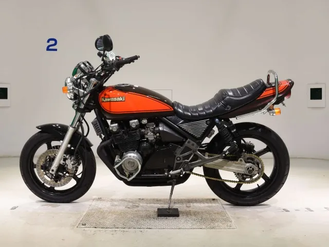 Kawasaki Zephyr 400 1997, light brown, оранжевый, фото 2