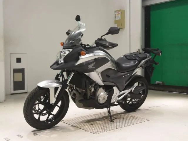 Honda NC700X 2012, серебристый, фото 4