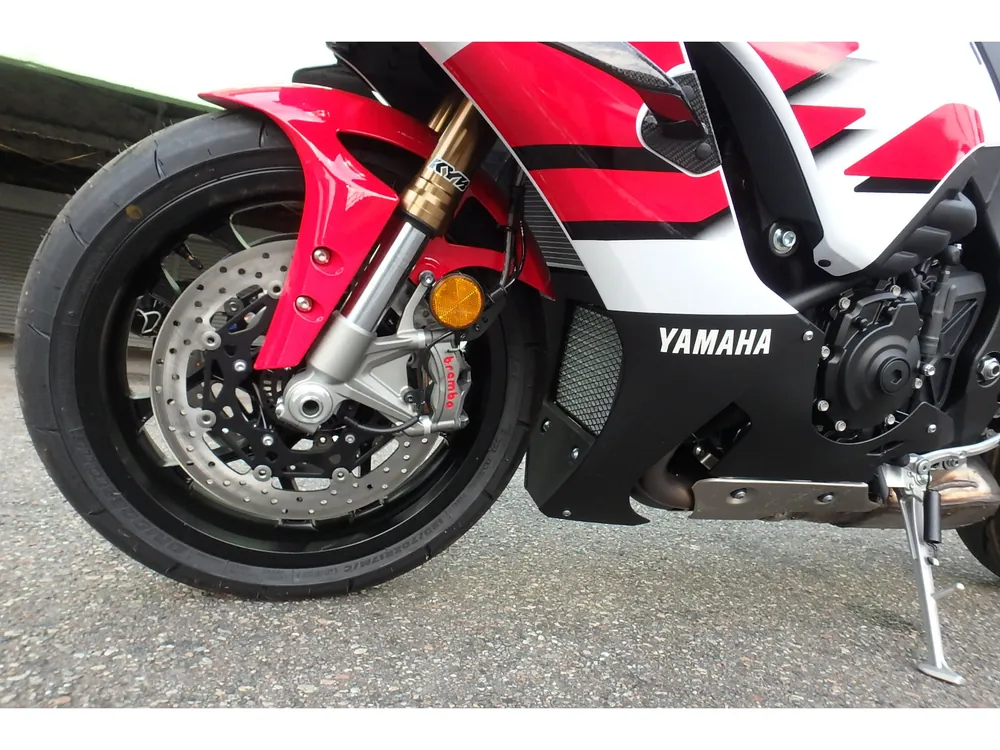 Yamaha YZF-R1M 2026, white / red, фото 15