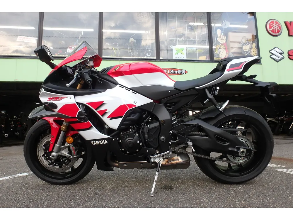 Yamaha YZF-R1M 2026, white / red, фото 17