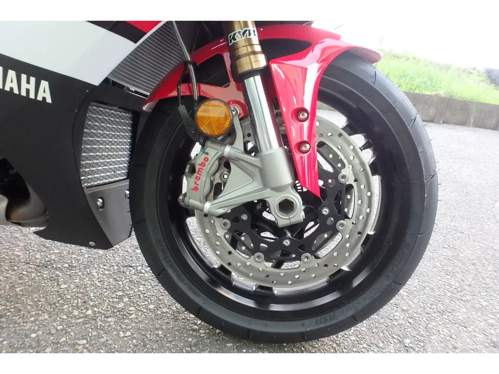 Yamaha YZF-R1M 2026, white / red, фото 4