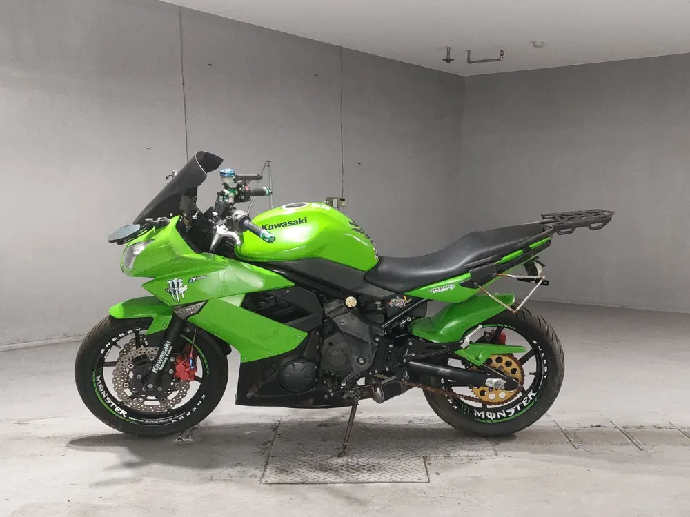 Kawasaki Ninja 400R 2017, зелёный, фото 2