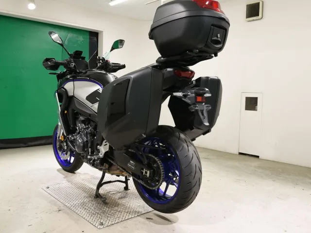 Yamaha Tracer 9 GT 2024, чёрный, фото 6