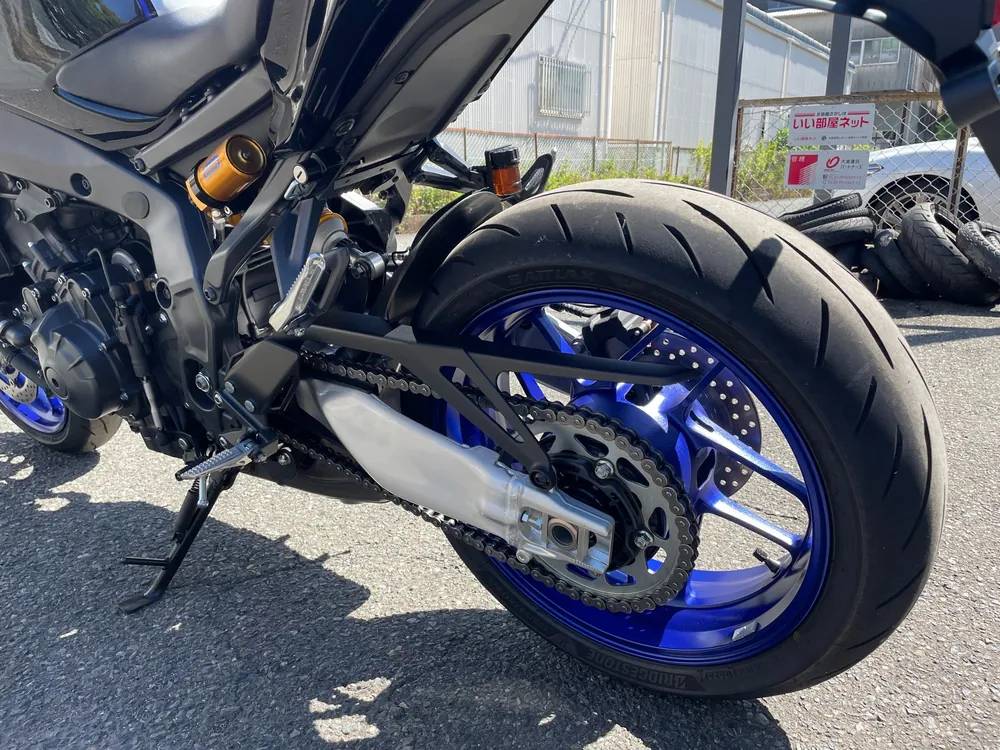 Kawasaki Z900RS 2025, black/silver, фото 14