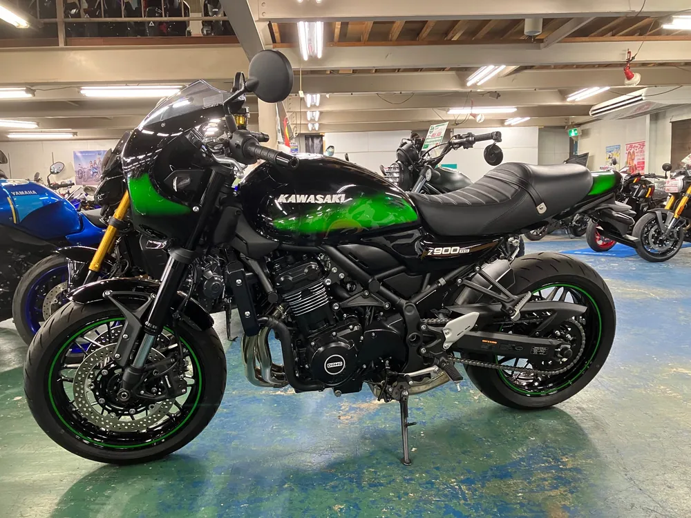 Kawasaki Z900RS 2025, black/green, фото 3