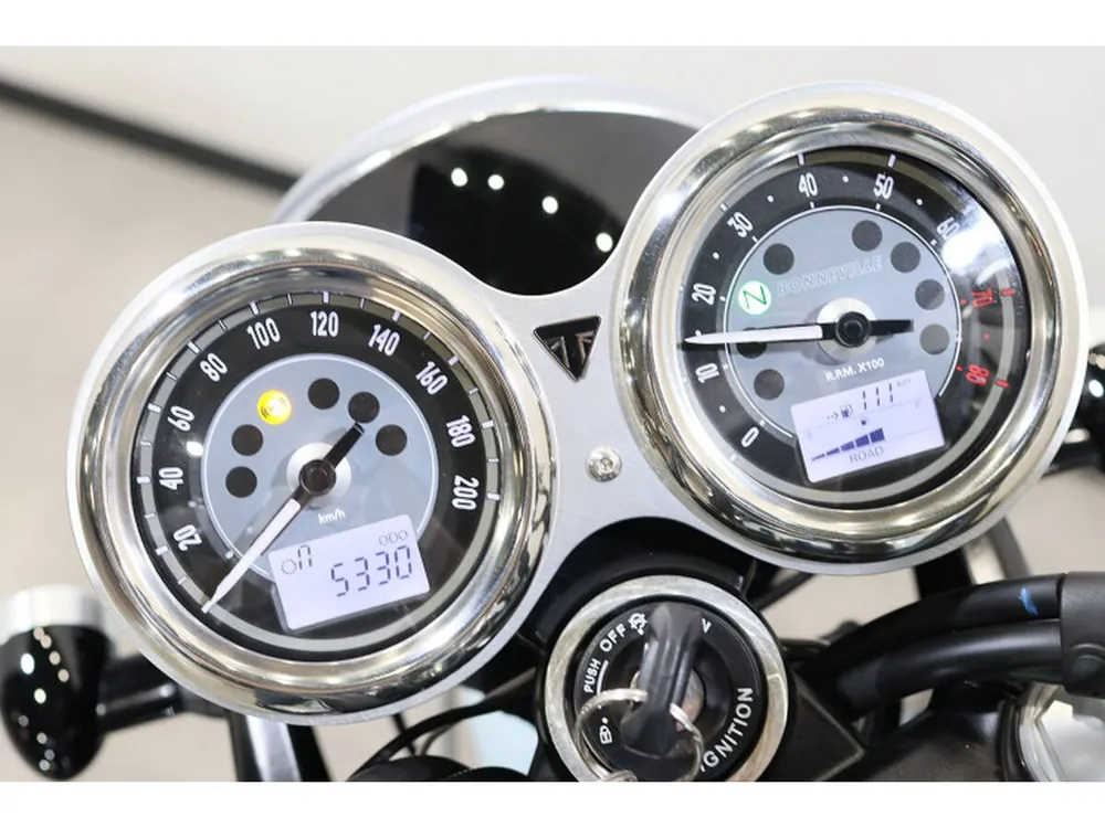 Triumph Bonneville T100 2023, фото 6