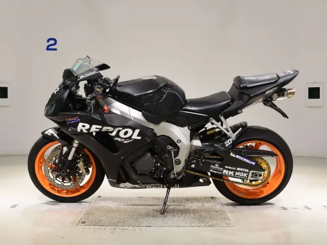 Honda CBR1000RR 2008, matt black, фото 2