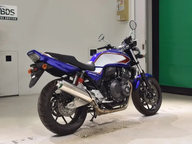 Honda CB400SB 2022, white | red | blue, фото 5