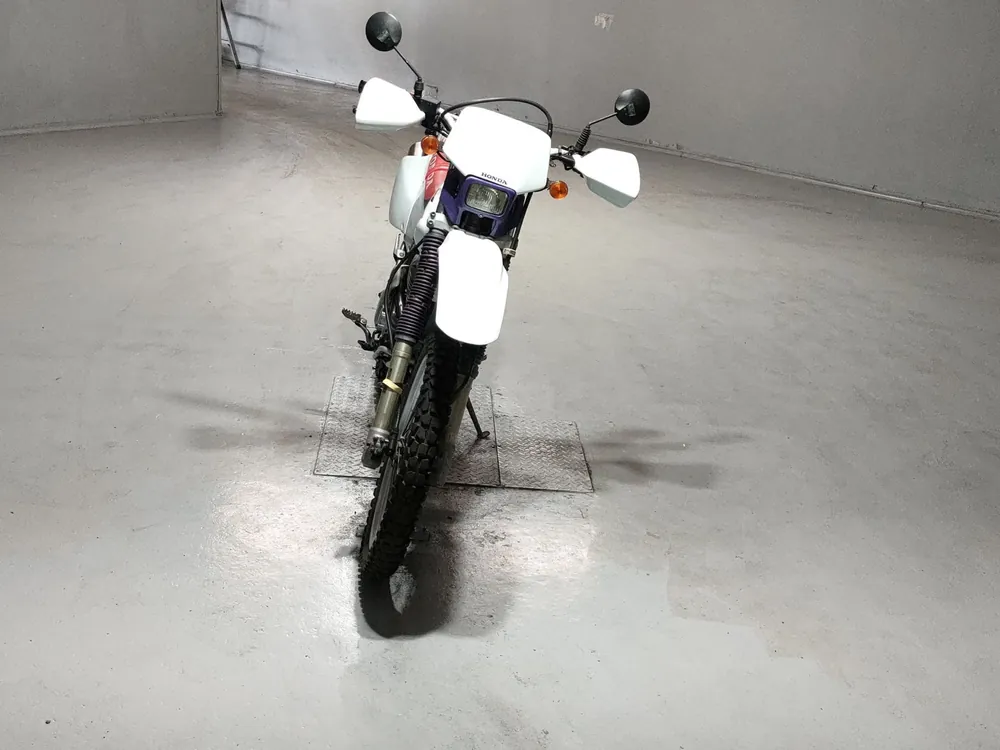 Honda XR250, белый, фото 3