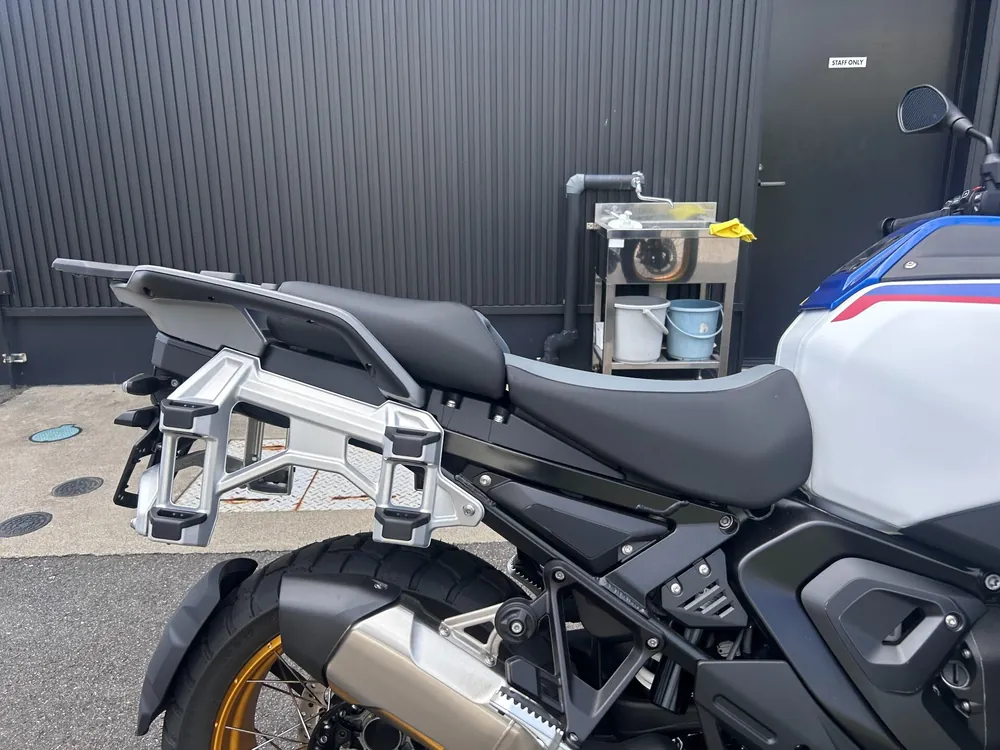BMW R1300Gs Adv Asa 2026, white / blue, фото 9