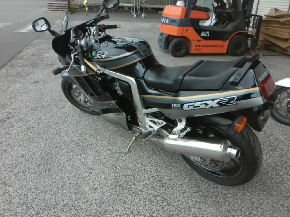 Suzuki GSX-R1100 1989, gray / black, фото 2