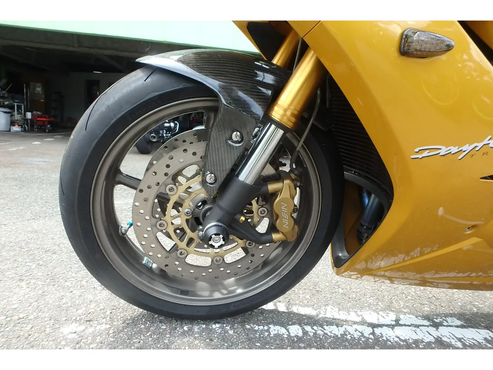 Triumph Daytona 675 2006, жёлтый, фото 15