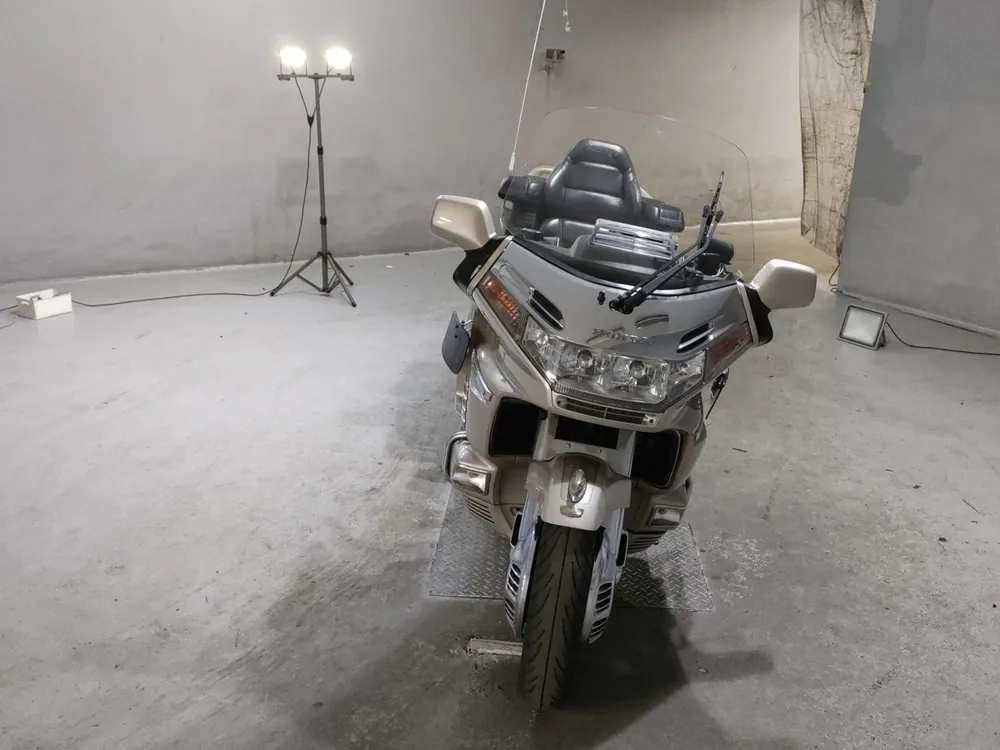 Honda GL1500 1997, бежевый, фото 3