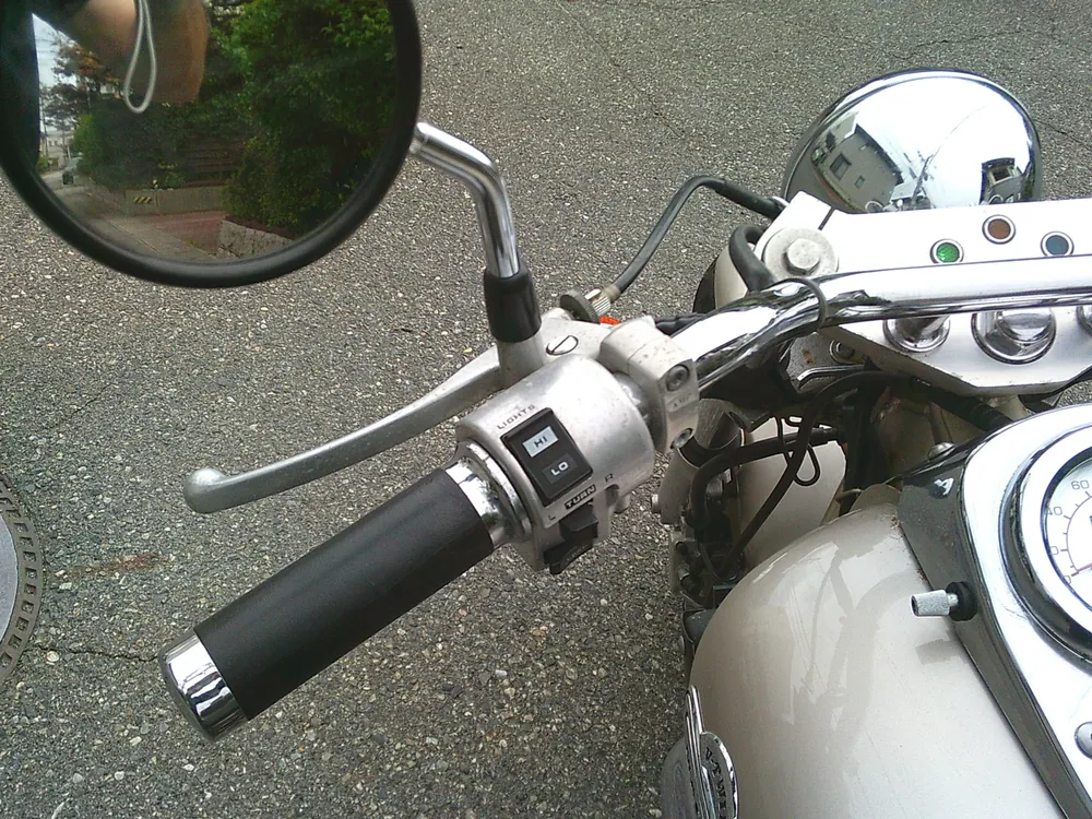 Honda V-Twin Magna 250, золотистый, фото 11
