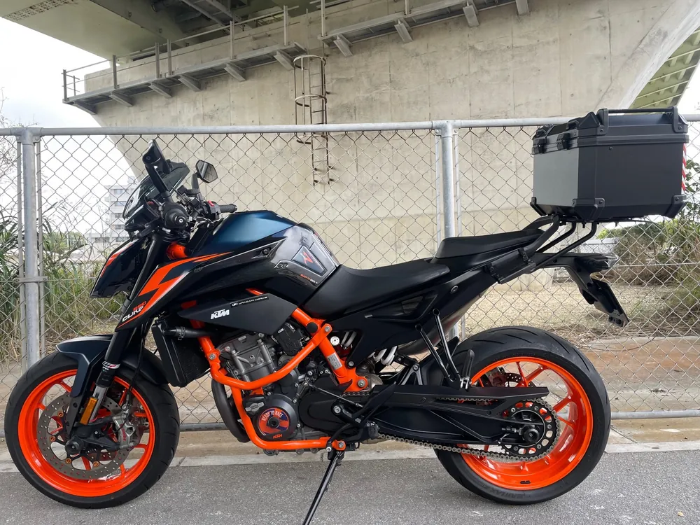 KTM 890Duke 2023, black / orange, фото 10
