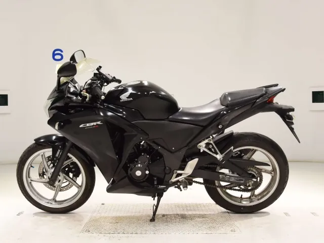 Honda CBR250R MC41 из Японии, фото 2