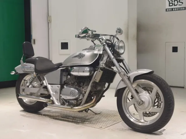 Honda V-Twin Magna 250, серебристый, фото 3