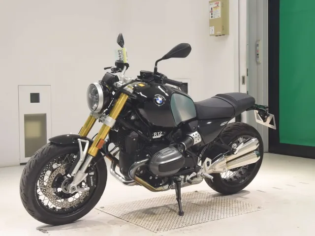 BMW R12nineT 2024, black | silver, фото 4