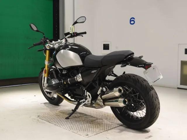 BMW R12nineT 2024, black | silver, фото 6