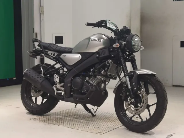 Yamaha XSR125, серебристый, фото 3