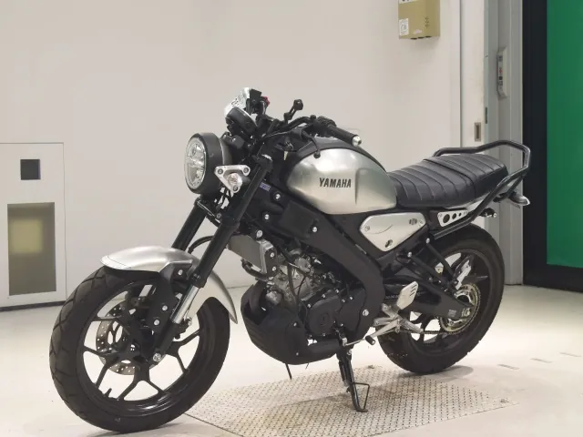 Yamaha XSR125, серебристый, фото 4