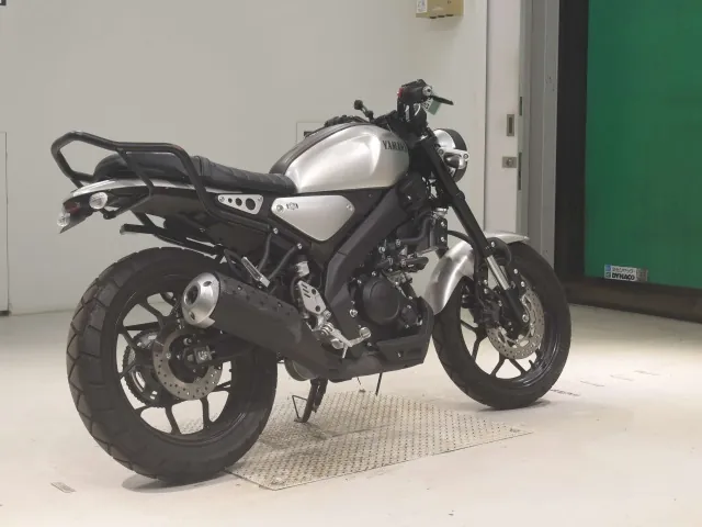 Yamaha XSR125, серебристый, фото 5