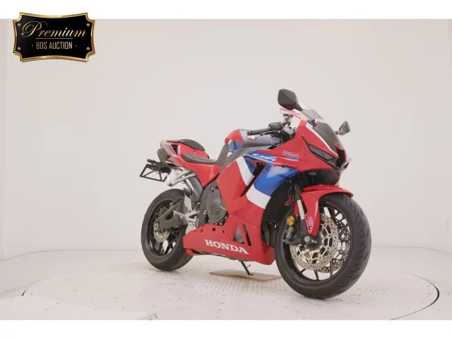 Honda CBR600RR PC40 2021, white | red | blue, фото 3