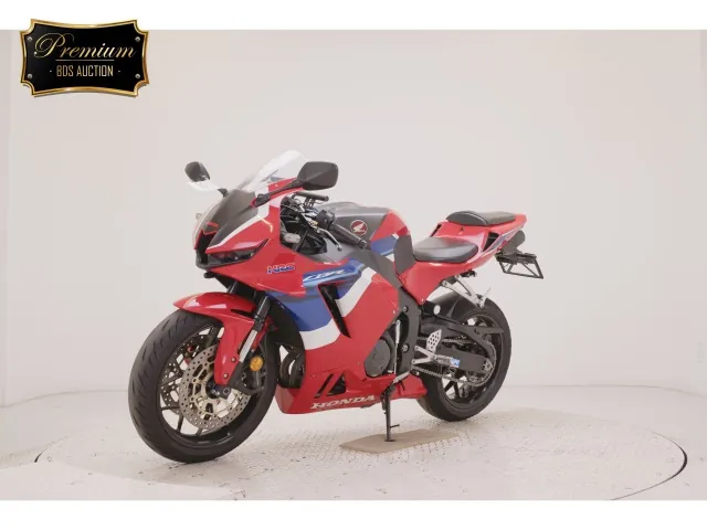 Honda CBR600RR PC40 2021, white | red | blue, фото 4
