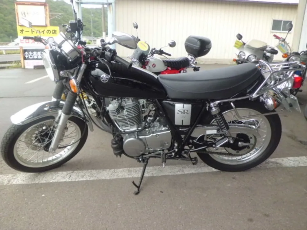 Yamaha SR400 Final Edition Limited 2019, чёрный, фото 2