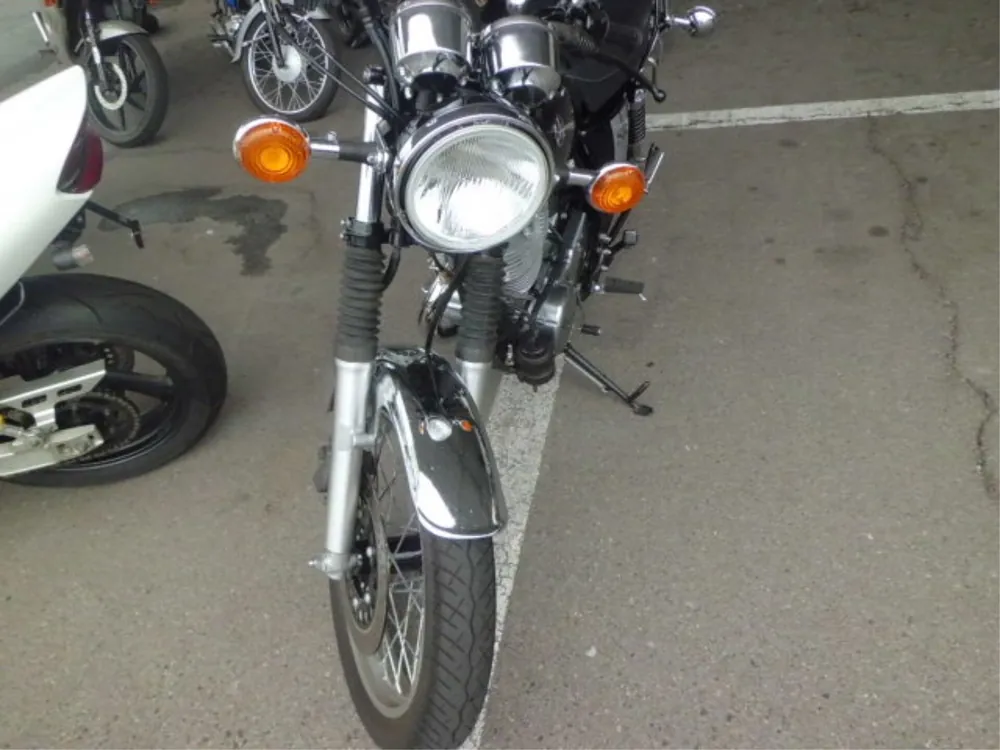 Yamaha SR400 Final Edition Limited 2019, чёрный, фото 3