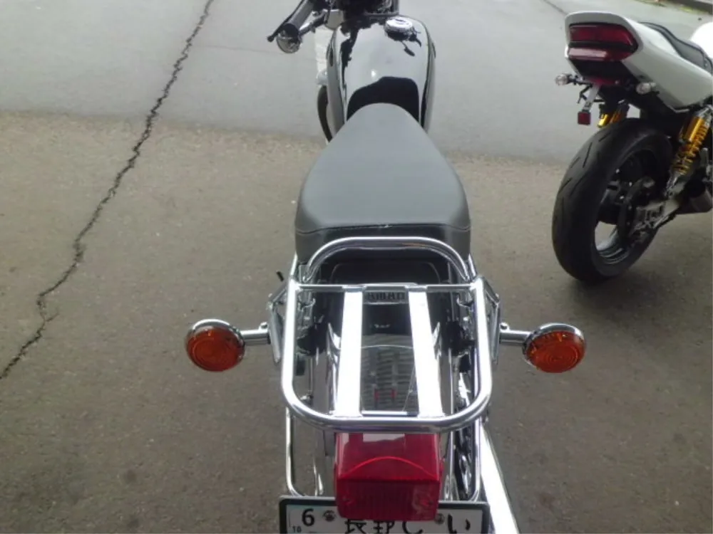 Yamaha SR400 Final Edition Limited 2019, чёрный, фото 7