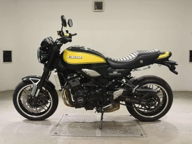 Kawasaki Z900RS 2024, зелёный, фото 2