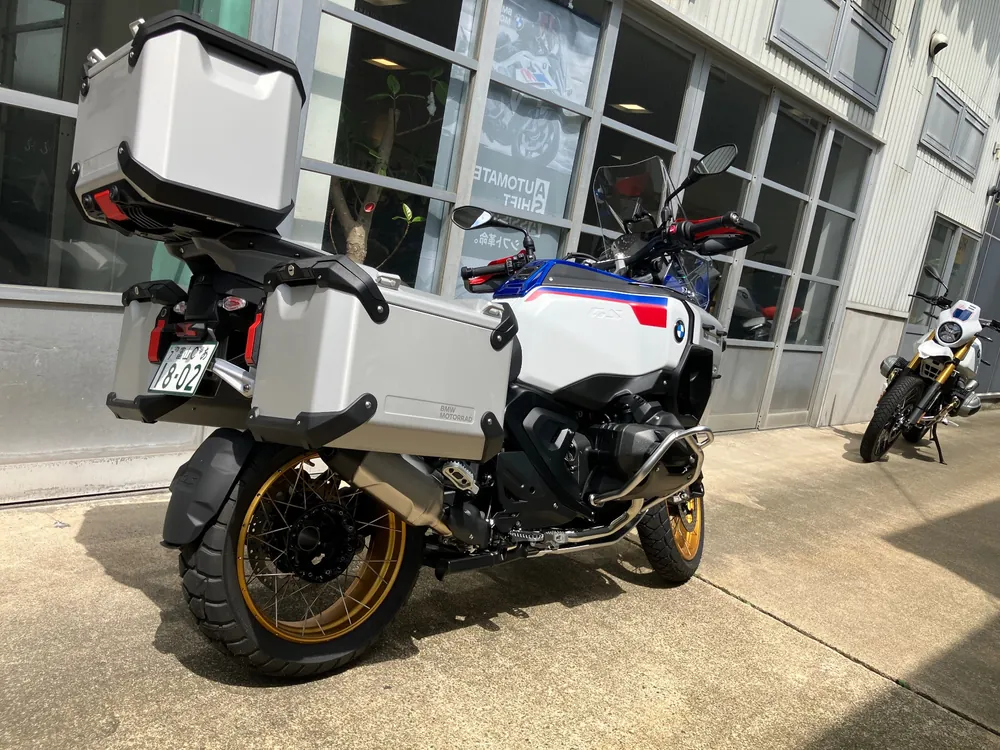 BMW R1300Gs Adv Asa 2026, tricolor color, фото 4