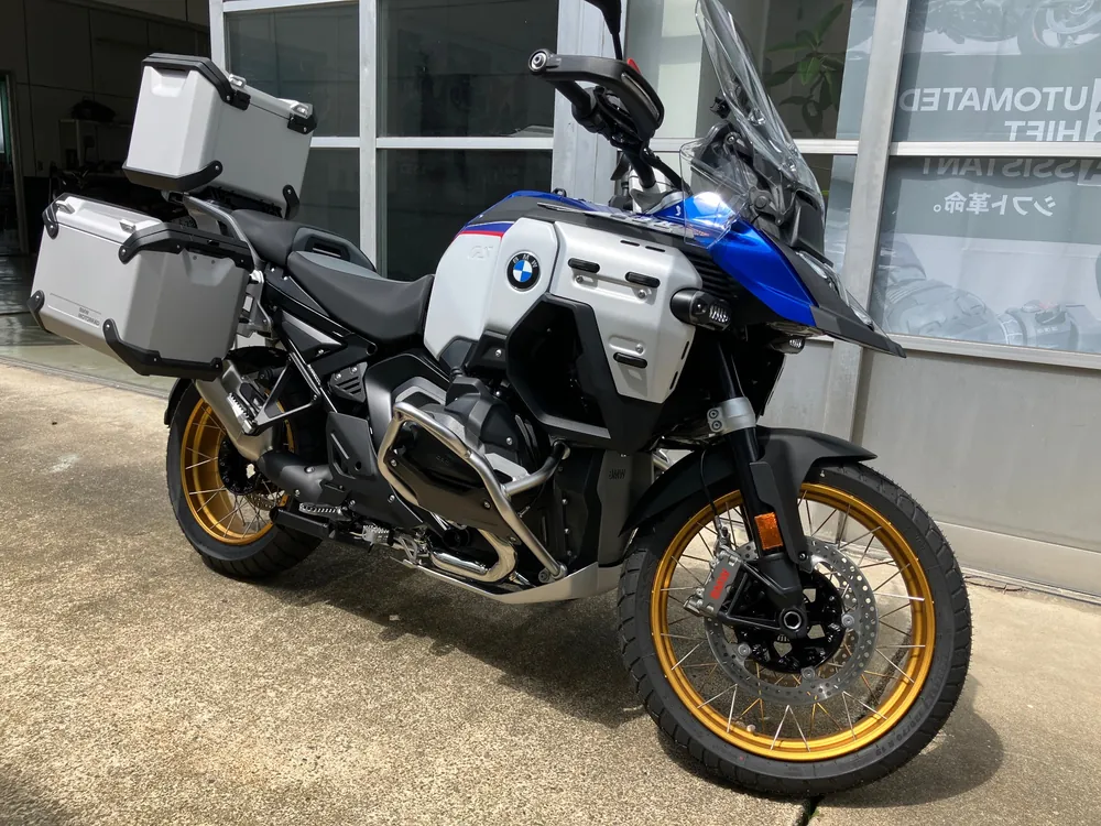 BMW R1300Gs Adv Asa 2026, tricolor color, фото 7