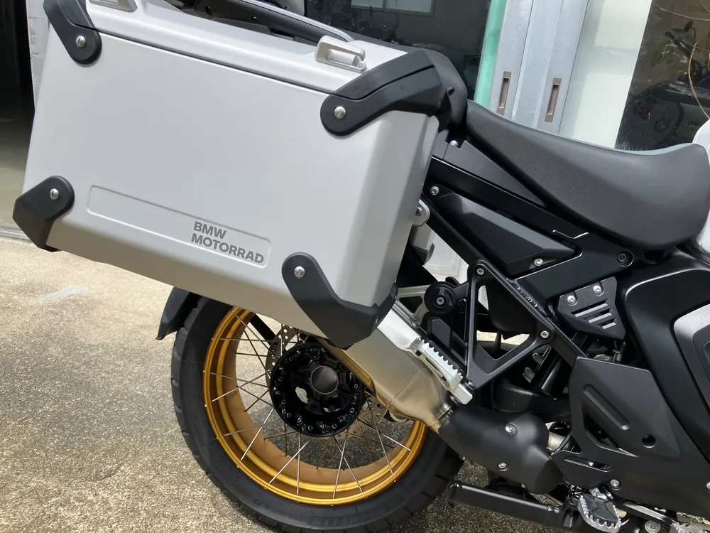 BMW R1300Gs Adv Asa 2026, tricolor color, фото 9