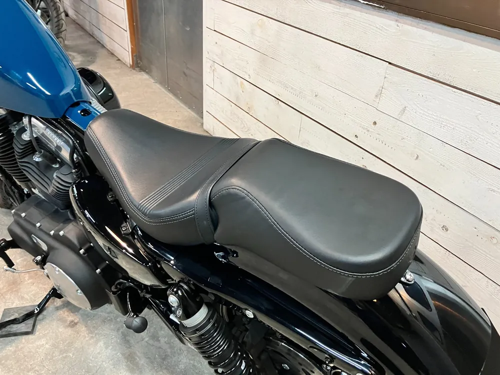 Harley-Davidson XL1200X 2022, синий, фото 5