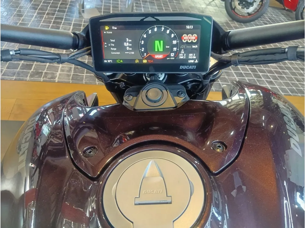 Ducati X Diavel V4 2026, black raba, фото 5