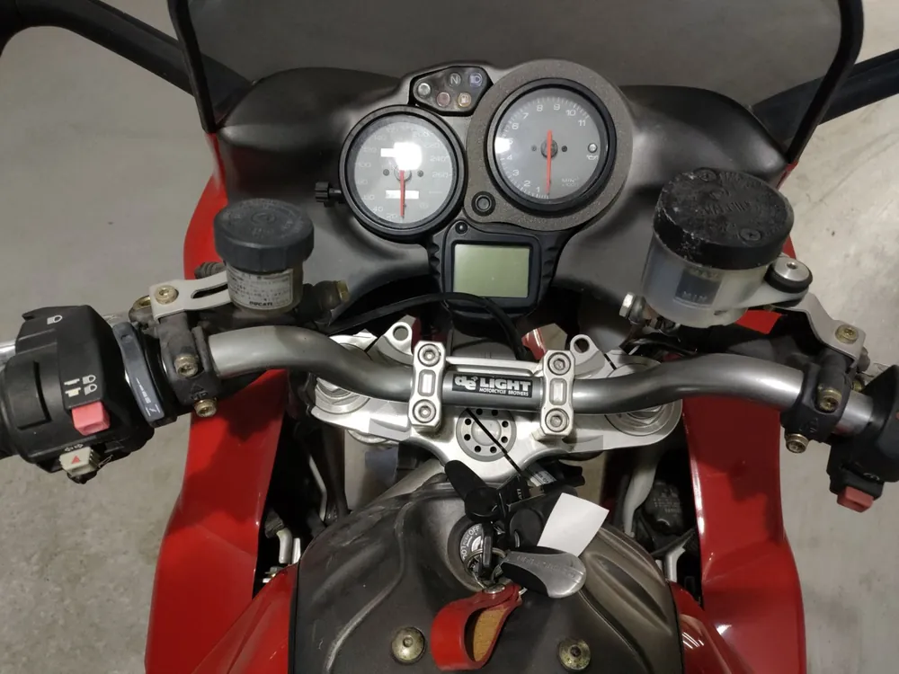 Ducati St2 2003, красный, фото 5