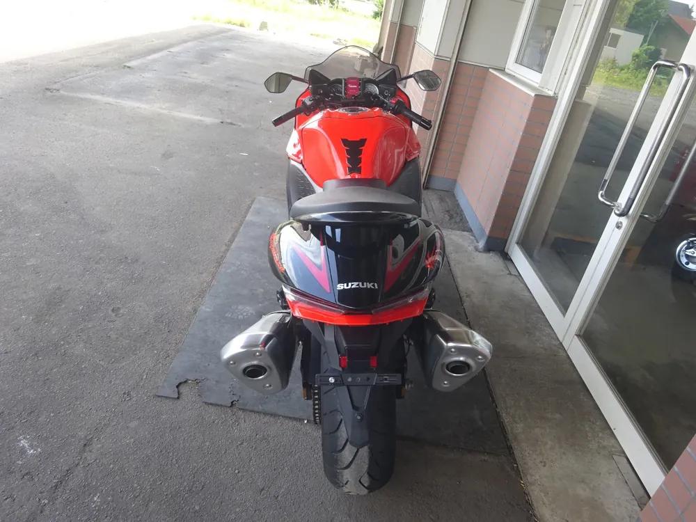 Suzuki Hayabusa 2023, black / orange, фото 7