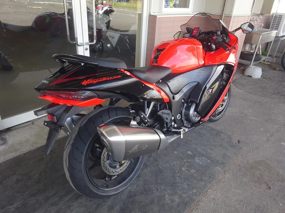 Suzuki Hayabusa 2023, black / orange, фото 8
