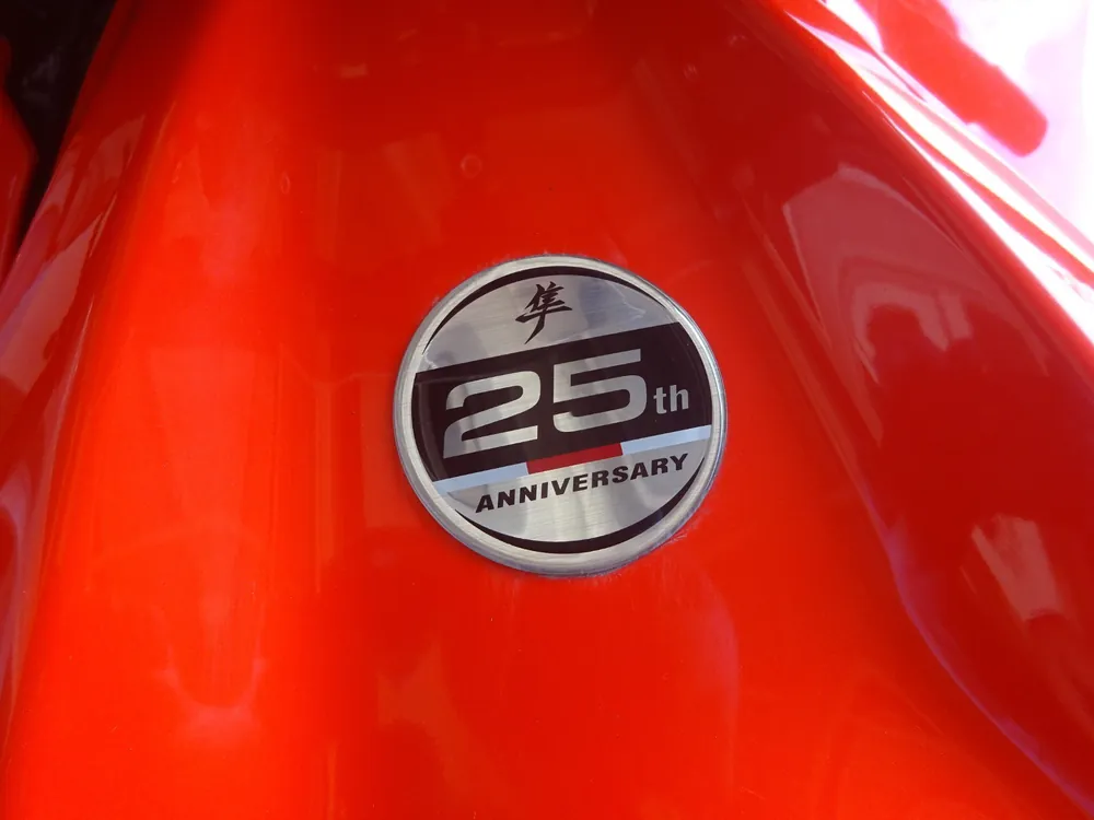 Suzuki Hayabusa 2023, black / orange, фото 10