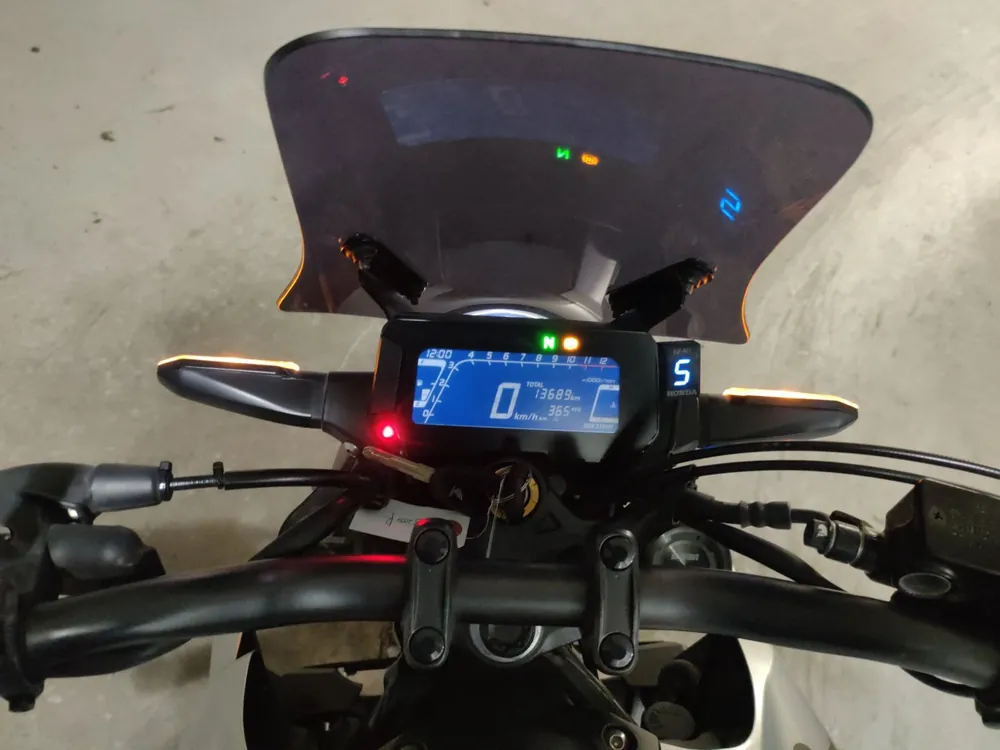 Honda CB250R MC52, серебристый, фото 5